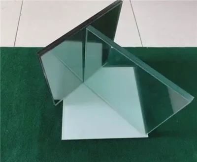 Lustrzane szkło laminowane